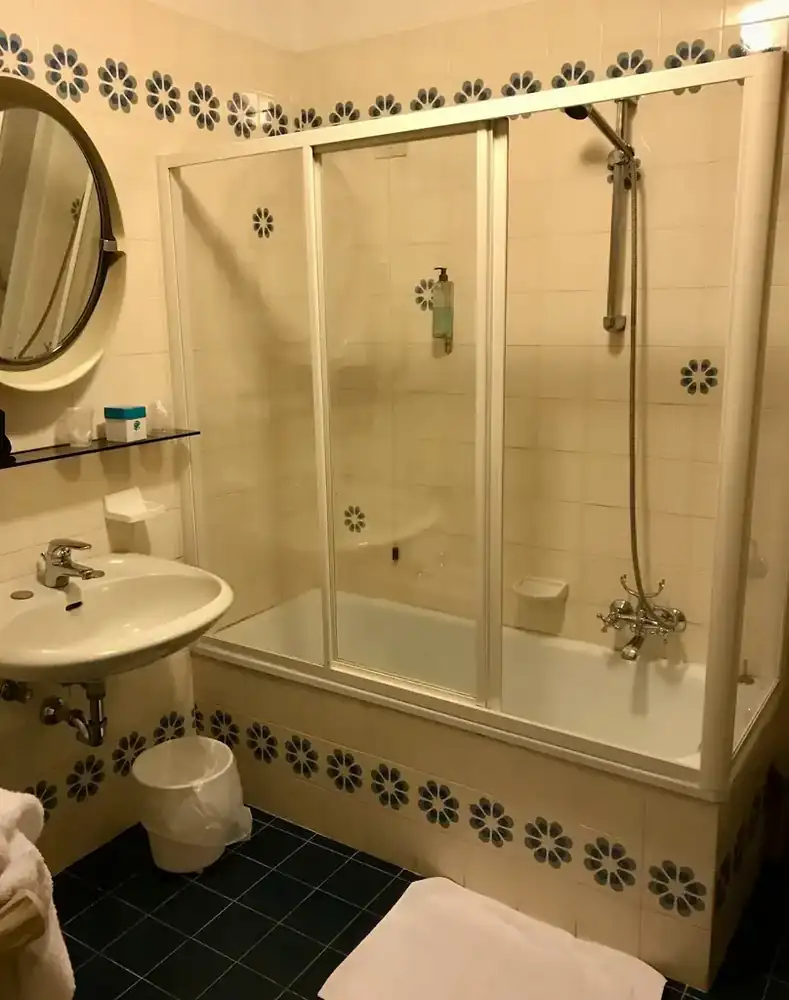 Bagno con vasca
