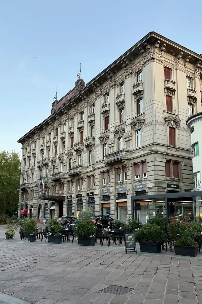 Palazzo del Grand Hotel Regina